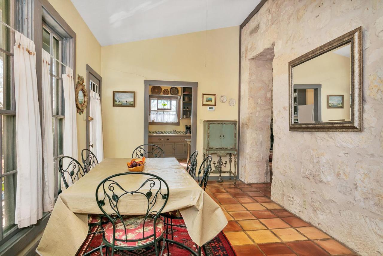Adams Travis - 1B1Ba, Pet Friendly With Fee, Walk To Main Villa Fredericksburg Exterior photo